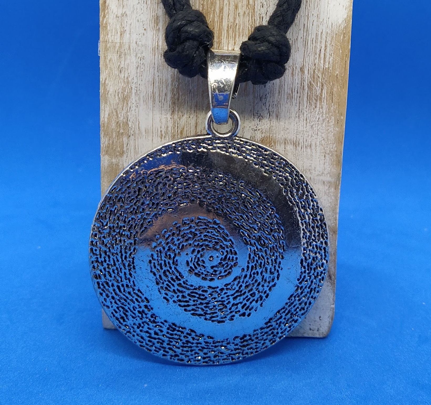 salami Envío Musgo Colgante medallón espiral - CRYSTAL BUBBLE Boutique