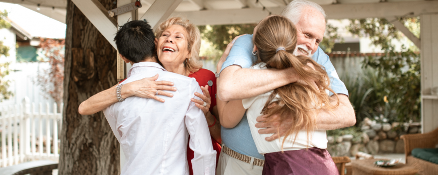 comprar la caja sorpresa de moda con asesoramiento de crystal bubble boutique es compartir sorpresas que encantan