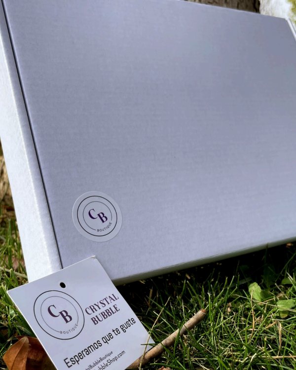 caja-sorpresa-solidaria-crystalbox comprar regalo solidario contra el cáncer en barcelona