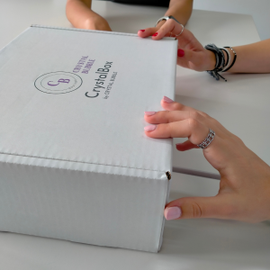 compartir tu caja sorpresa de moda con asesoramiento de crystal bubble